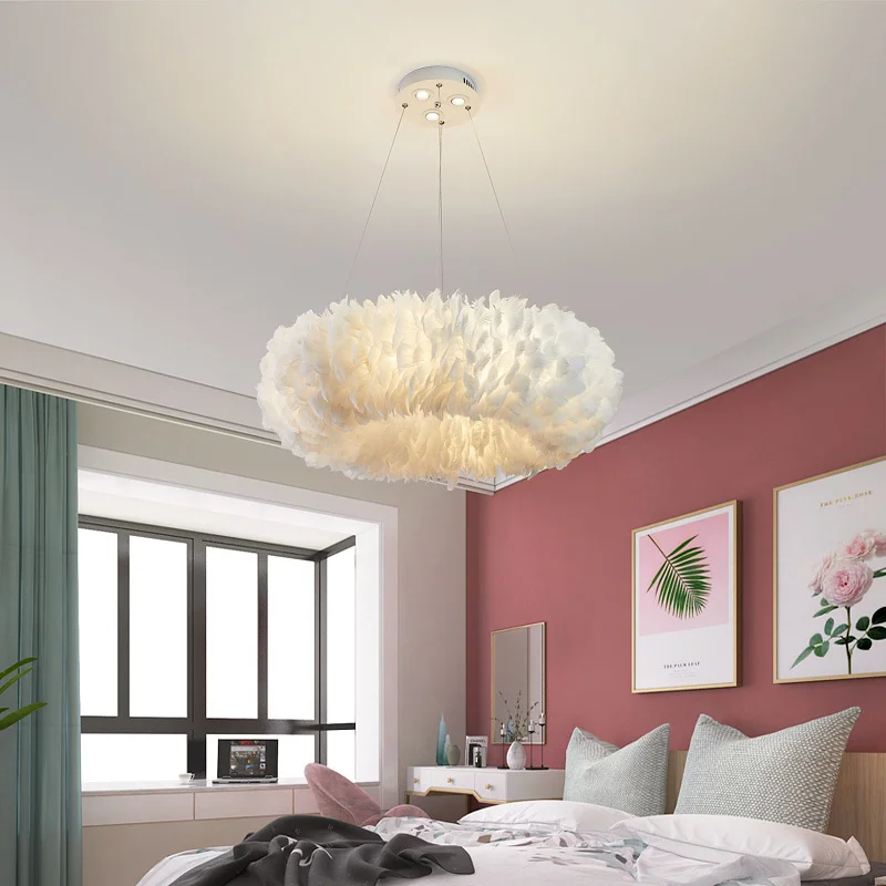 Bedroom Feather Chandelier Warm Nordic Red Girl Children\'s Princess Room Lighting Creative Decorative Feather Lamp Design