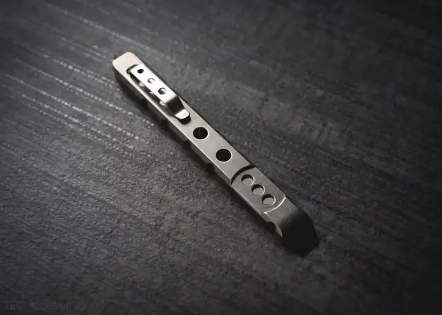TEC Accessories Ti-Pry Titanium Pry Bar: Pocket Edition Keychain Edition Crowbar narzędzie wielofunkcyjne Narzędzie wielofunkcyjne