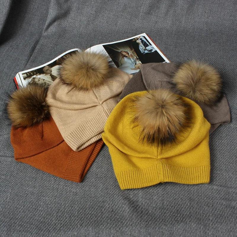 VISROVER  25 colors unsex Autumn winter solid color real cashmere beanies with pompom New cashmere man woman Warm wool skullies