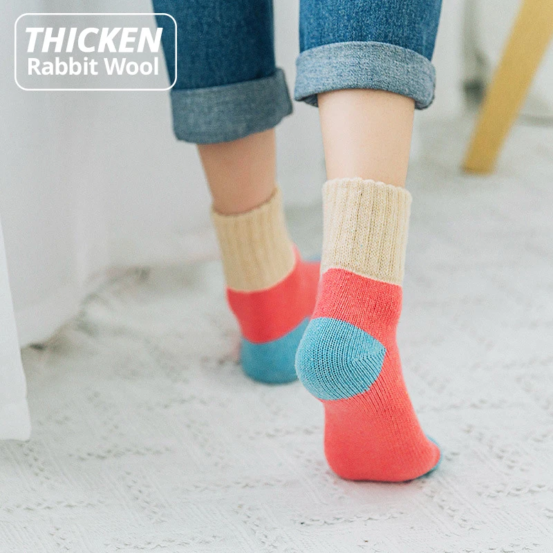 HSS Brand 5 Pairs High Quality Women Winter Socks Vintage Patchwork Rabbit Wool Sock Thicken Warm Thermal Cotton Socks