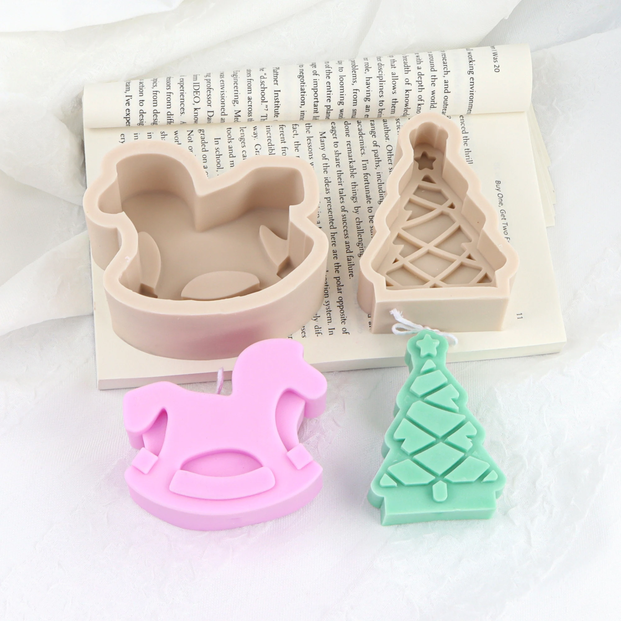 Xmas Plane Flat Silicone Candle Mold Christmas GIft Santa House Sled Festival Tree Hook Seal Soap Mould Decoration for Party