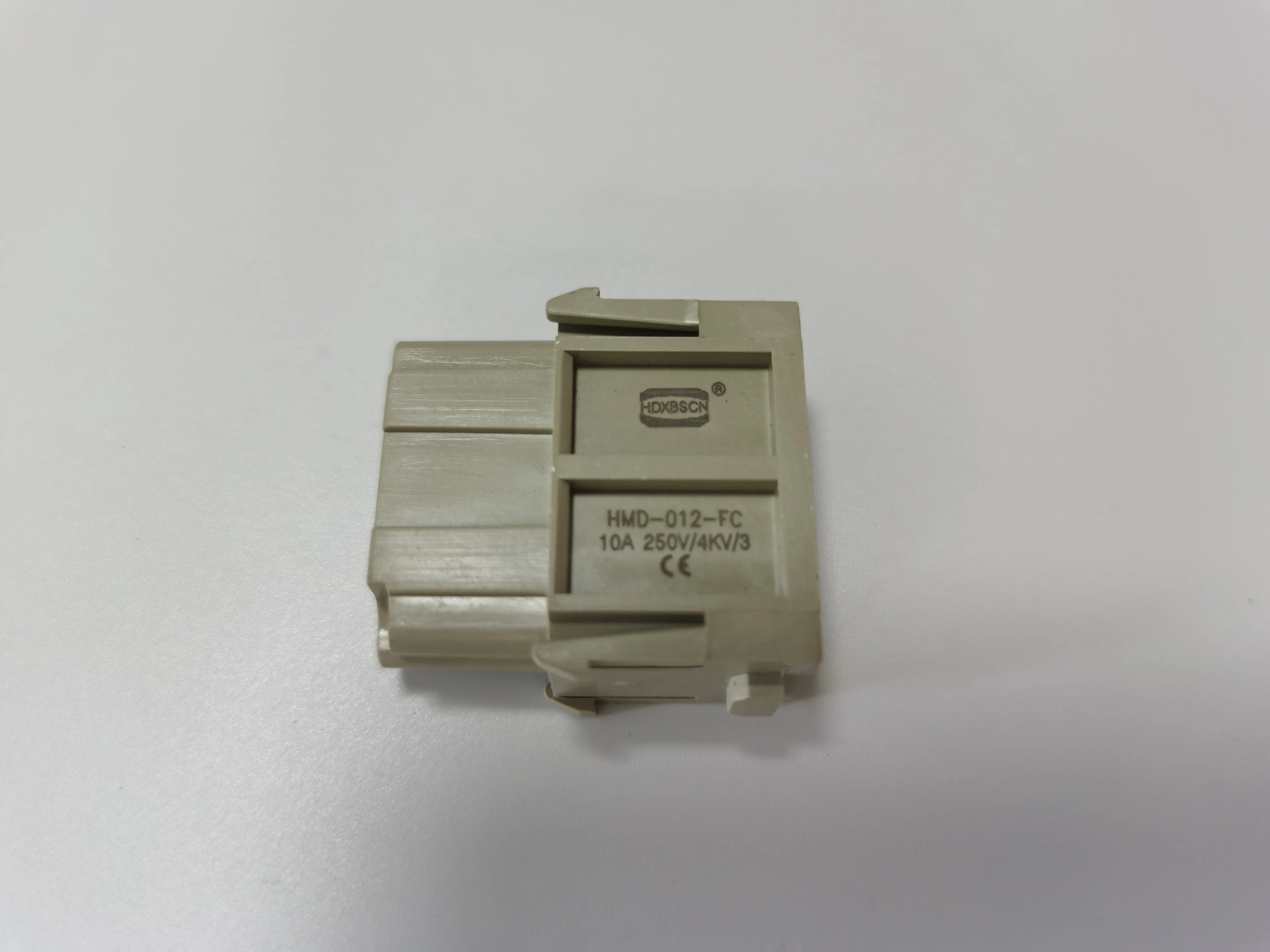 SOCKETS MULTIPOLARES-HDC SOCKETS RECTANGULAR HMD-012 HEAVY DUTY CONNECTOR 12PINS 10A 250V CRIMP MODULE