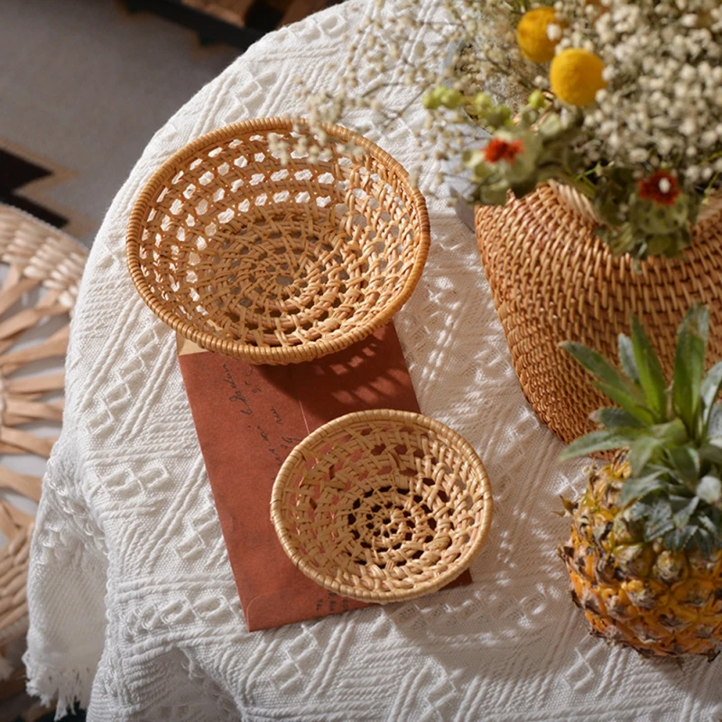 Rattan Bread Basket Round Hand-Woven Tea Tray Food Serving Platter For Dinner Parties Coffee Breakfast Container Household