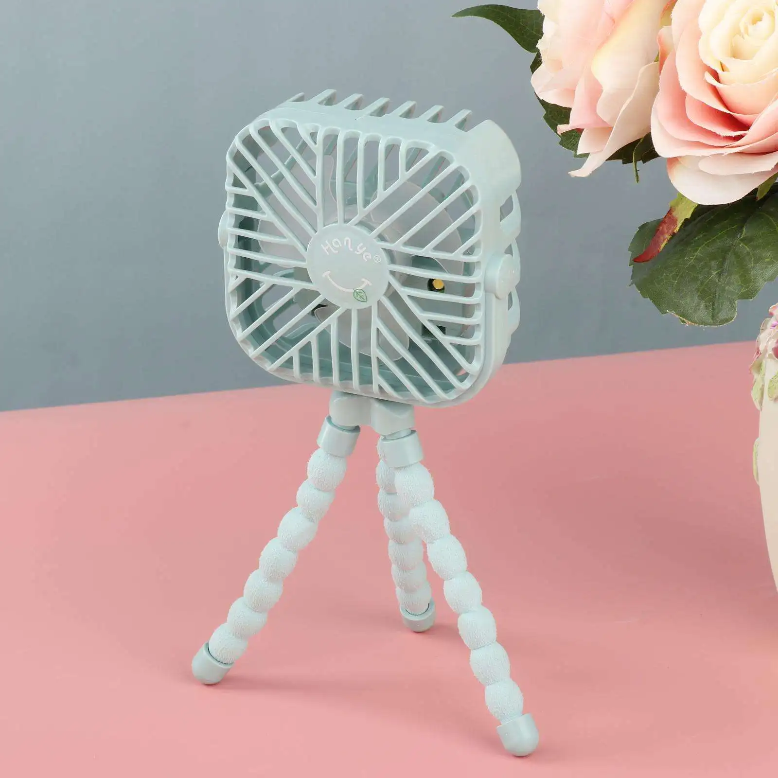 Kipas Kereta Dorong Isi Ulang 600MAh Kipas Portabel Tenang untuk Meja Kereta Dorong Bayi Mobil Sepeda Kantor