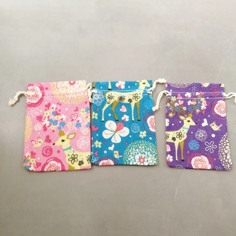 

100pcs Deer Christmas Gift Bag For Jewelry Display Packaging Cotton Cloth Storage Bag Jute Bags Gift Drawstring Bag Wedding DIY