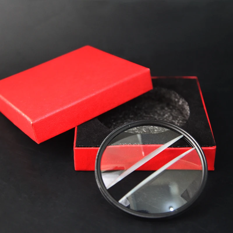 77mm Rotating Filter Plus Red Box Keeps The Focus, Produces A Blurry Refraction Effect, and Keeps The Focus on The Subject