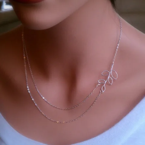 Winzige Herz-Choker-Halskette für Frauen, silberfarbene Kette, kleine Liebes-Halskette, Anhänger am Hals, böhmische Choker-Halskette, Schmuck – Detail 15