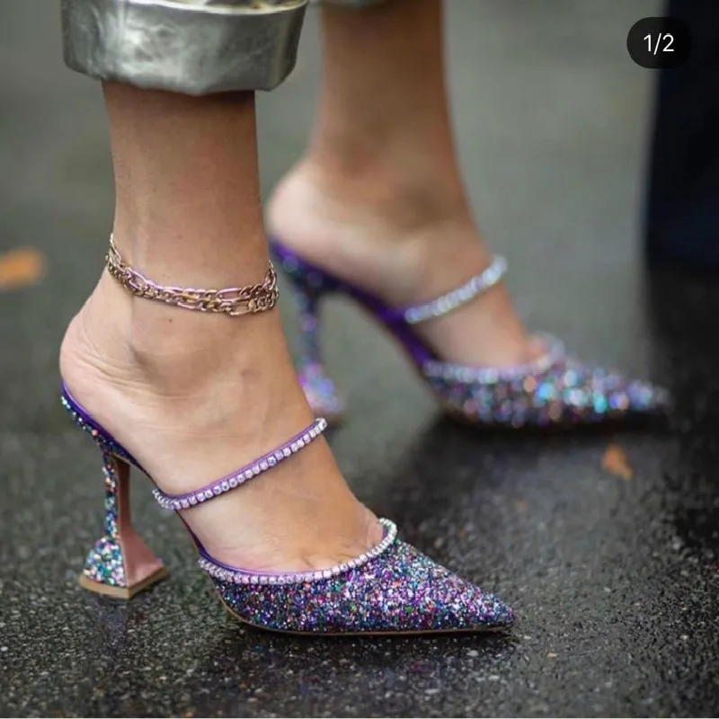 European and American Popular 2020 Summer New Dazzling Pink Crystal Sequined Spool Heels Pointed High Heels Women Slippers