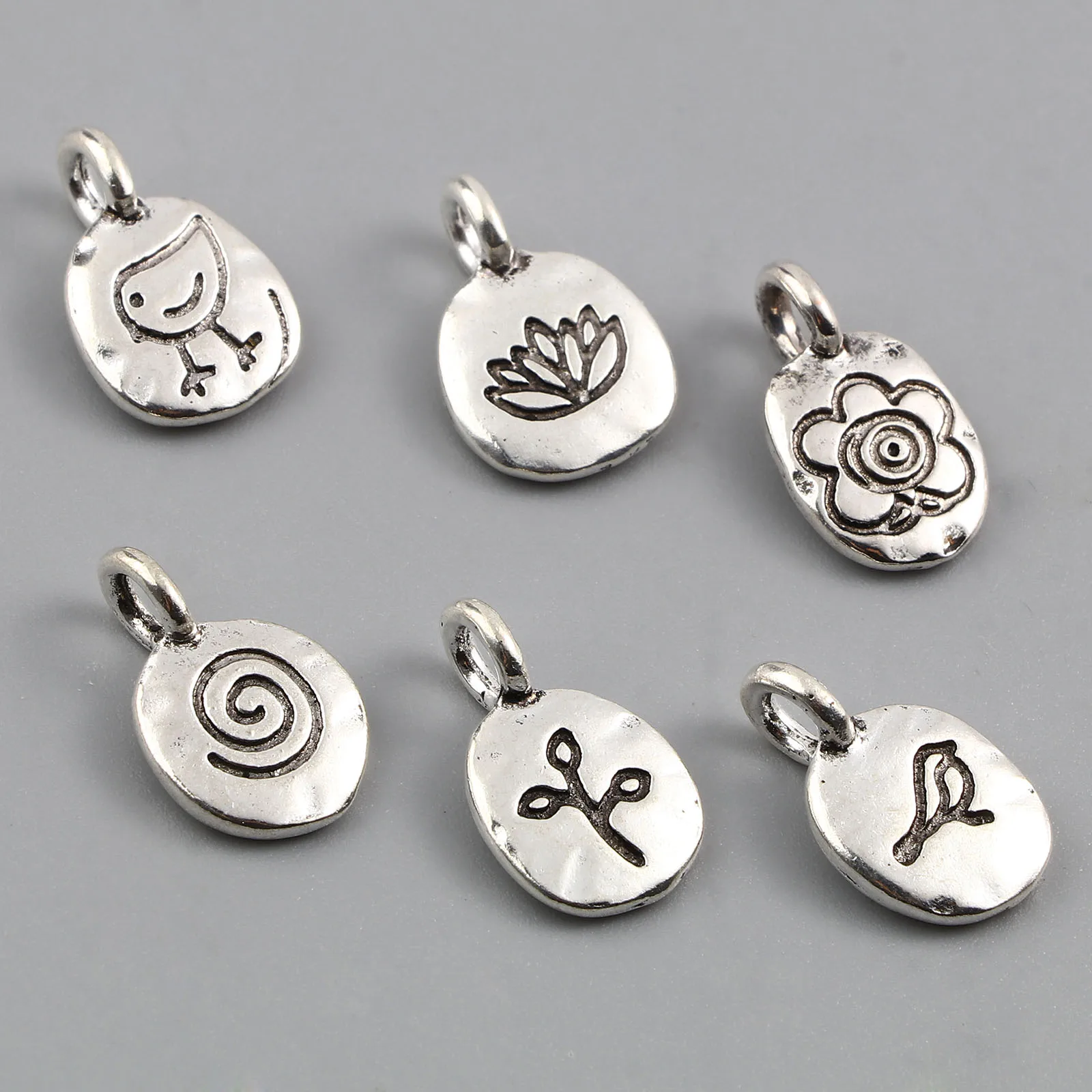 10PCs Vintage Charms Oval Antique Silver Color Flower Leaves Plants Pattern Metal Pendants DIY Making Necklace Jewelry Gifts