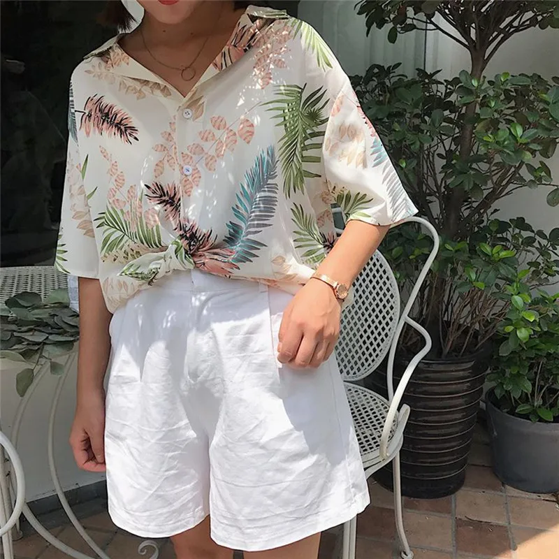 Summer New Female Hawaiian Fashion Floral Short Sleeve Shirts Ladies  Loose Casual Tops Chiffon Blouses One size