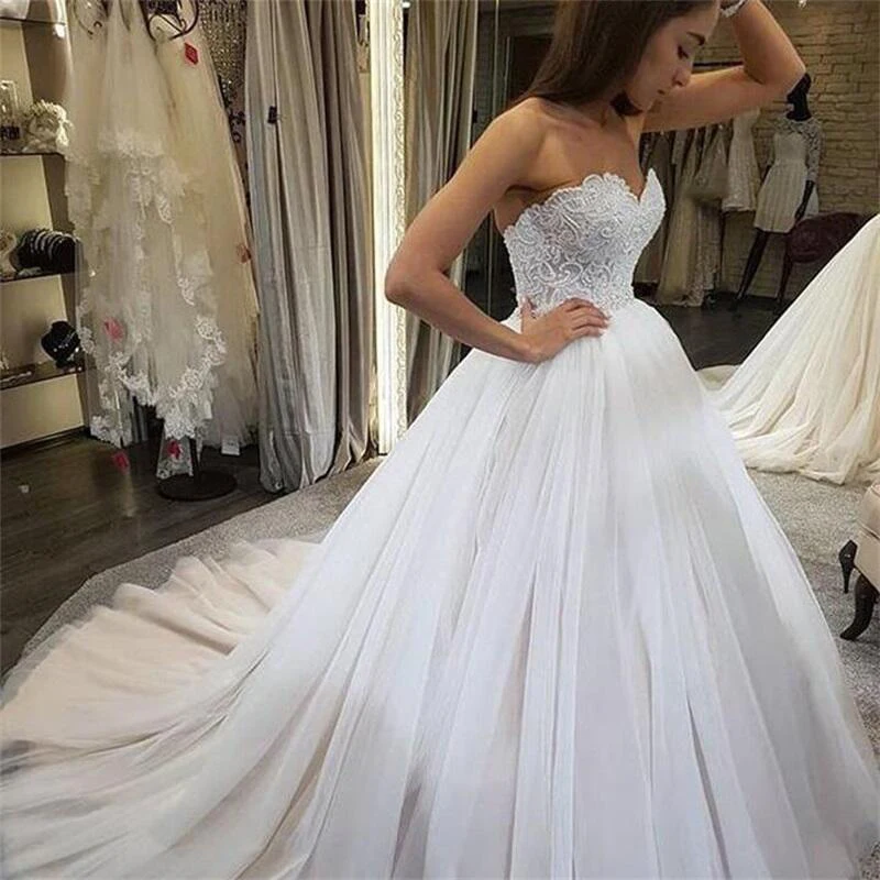 Strapless Wedding Dress Sexy 2020 Bridal Dress Lace Bead String Wedding Dress Applique Customizable Color