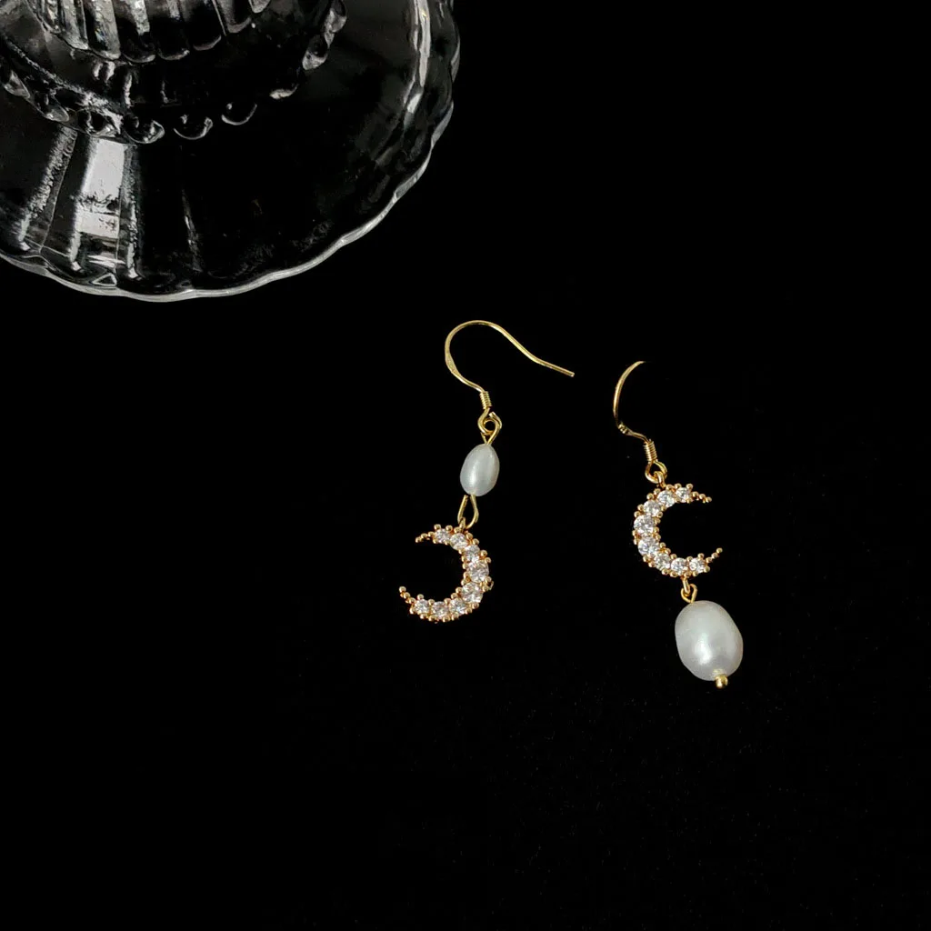 Pendientes de gota para mujer, aretes geométricos de circón Simple, perla de agua dulce Natural, Luna asimétrica, accesorios de joyería al por mayor