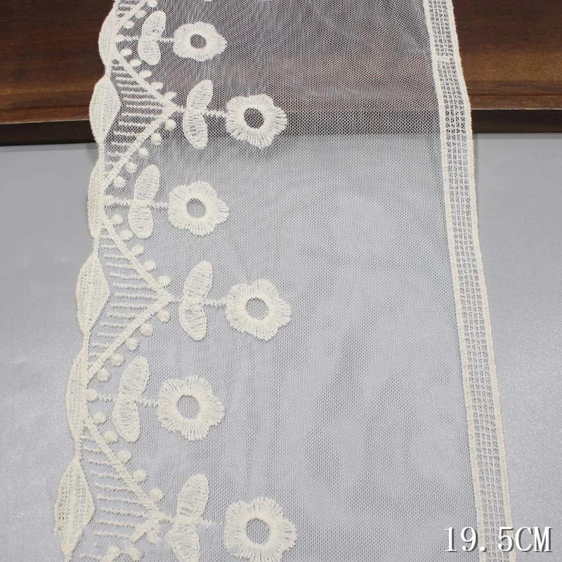 

28Yards Floral Lace Sewing Craft Embroidered Delicate Tulle off White Lace Trim Doll Dress Wedding Decor High Quality