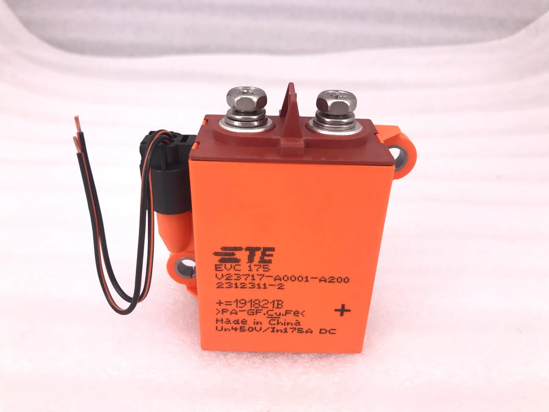 EVC 175 Main contactor V23717-A0001-A200  450V/175A/12VDC relays