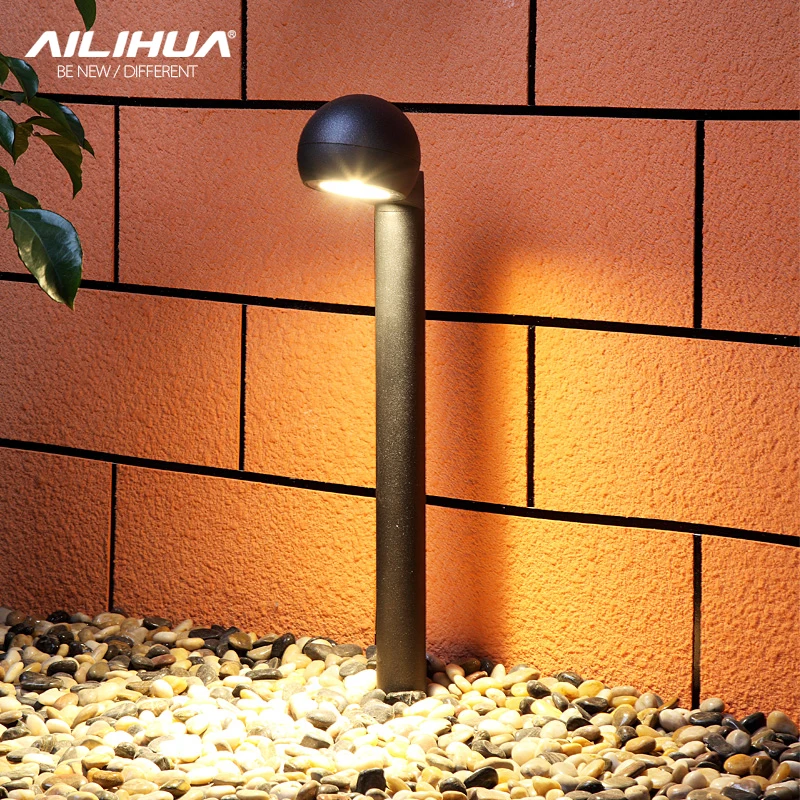 Lawn lamp outdoor waterproof modern simple villa courtyard lamp round compact lawn lamp outdoor super bright lamp