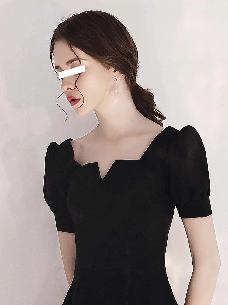 

Black Little Dress Female Vintage New Hepburn Style Can Usually Wear Heavy industry French Banquet Temperament Host Dress