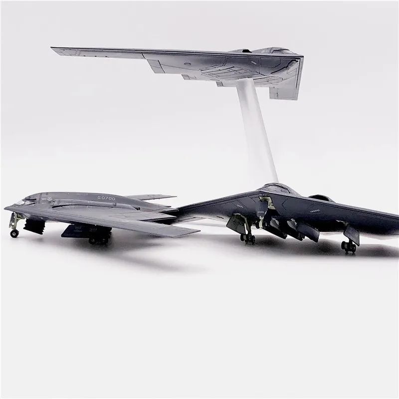 WLTK USAF B-2A Spirit Stealth Bomber 1/200 Diecast Model Exquisite Version