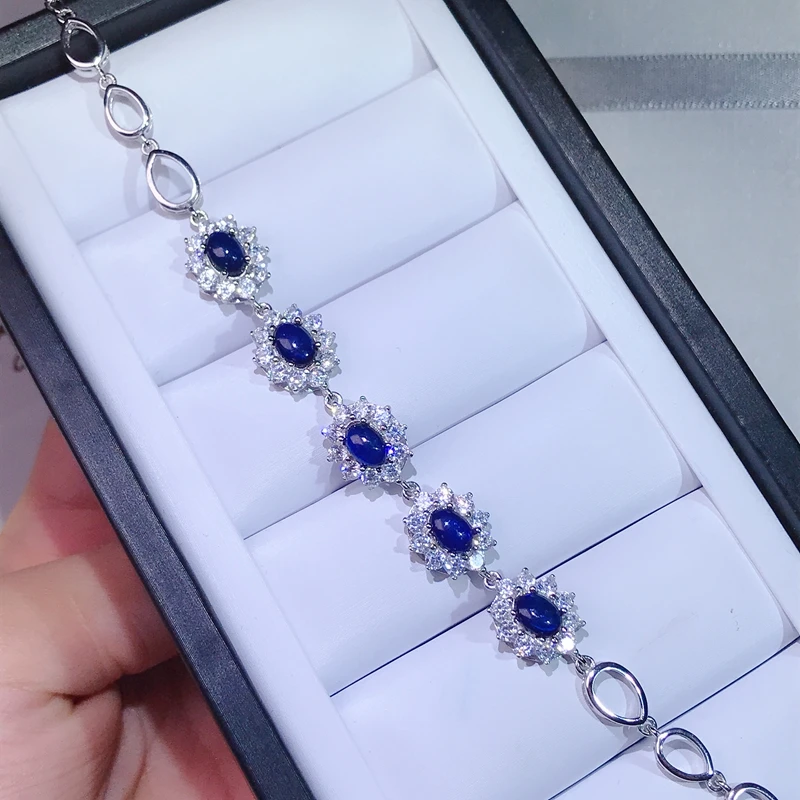 

Natural sapphire bracelet, 925 silver, Each sapphire weighs 1 carat, beautiful color, electroplated platinum, no color change