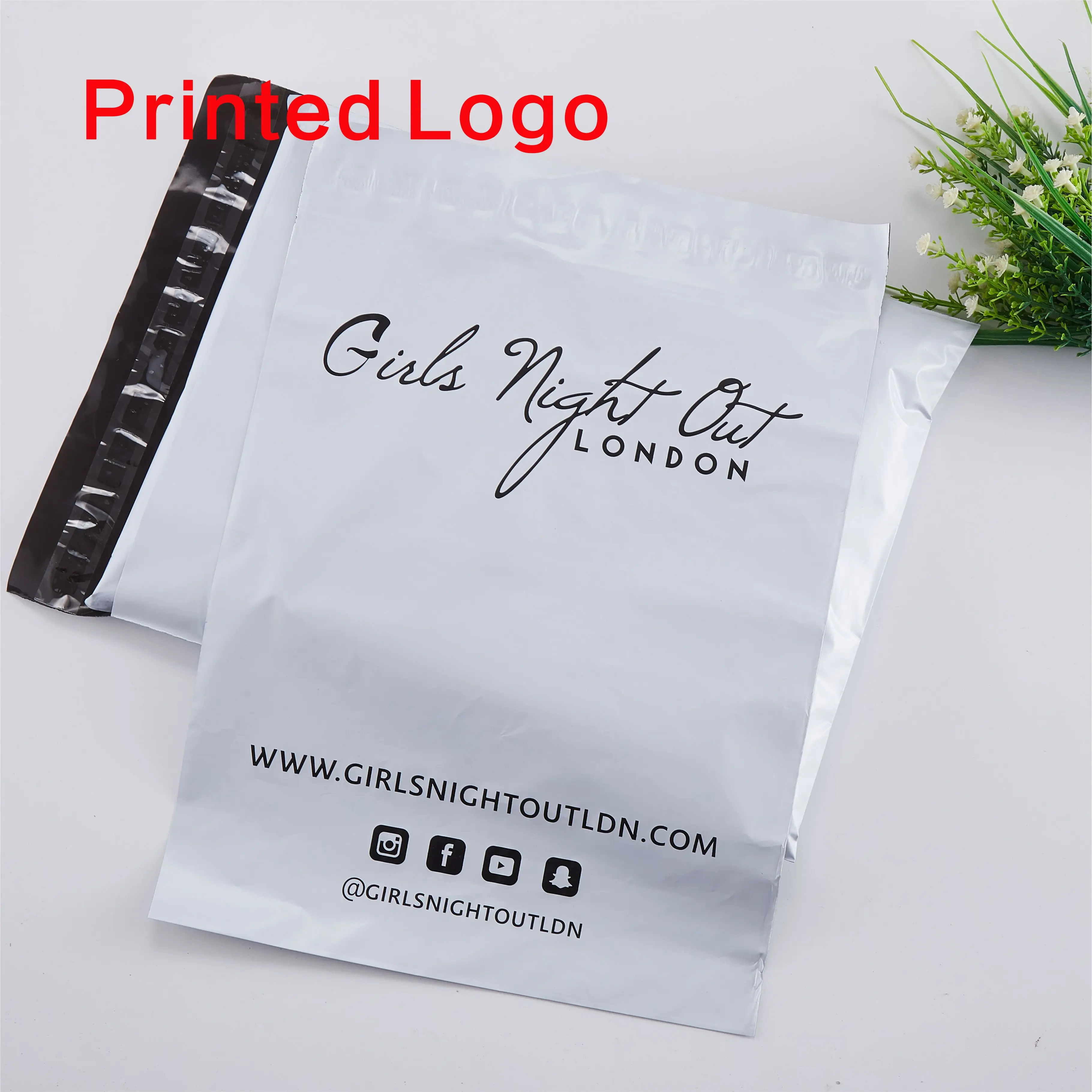 White Poly Mailers Bag, Eco-friendly Shipping Envelopes Bag, Custom Design