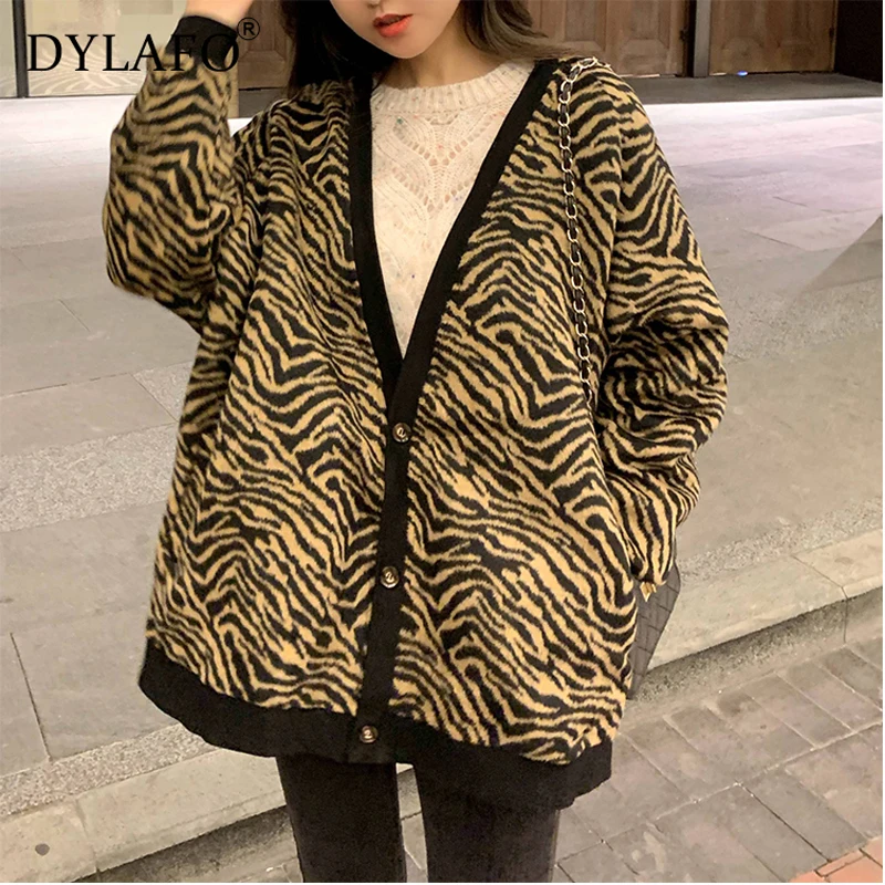 Leopard Print Women Sexy V Neck Cardigan Sweater Streetwear Long Sleeve Autumn Winter Casual Outwear Sweater KPOP Tops Cardigans