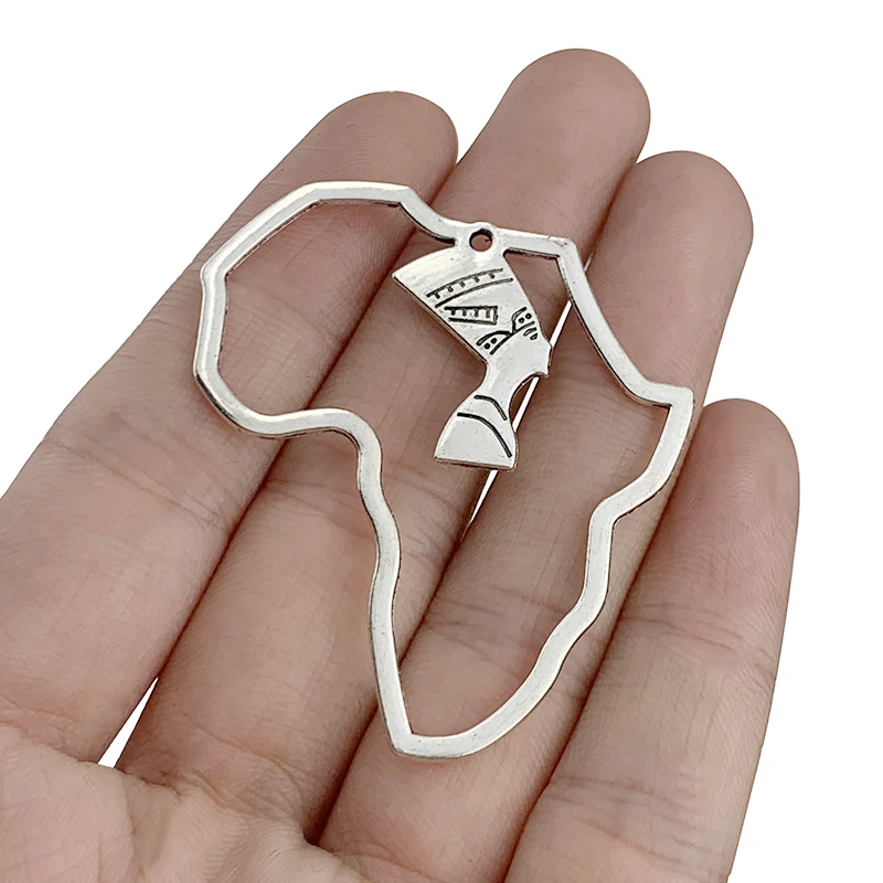 10 x จี้ทรงเสน่ห์สีเงินทิเบตกลวงแผนที่แอฟริกาพร้อมราชินีอียิปต์เนเฟอร์ติติสำหรับทำเครื่องประดับ