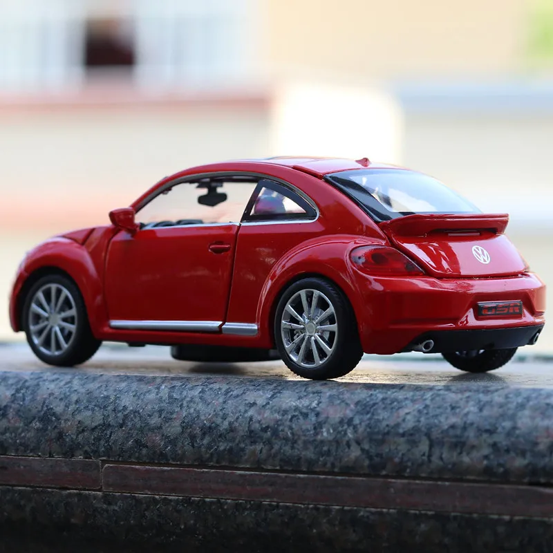 Car Model for Volkswagen Beetle GSR 1:32 Pull Back Acousto-optic Alloy Discast Street Metal Business Cars Model Children Toy