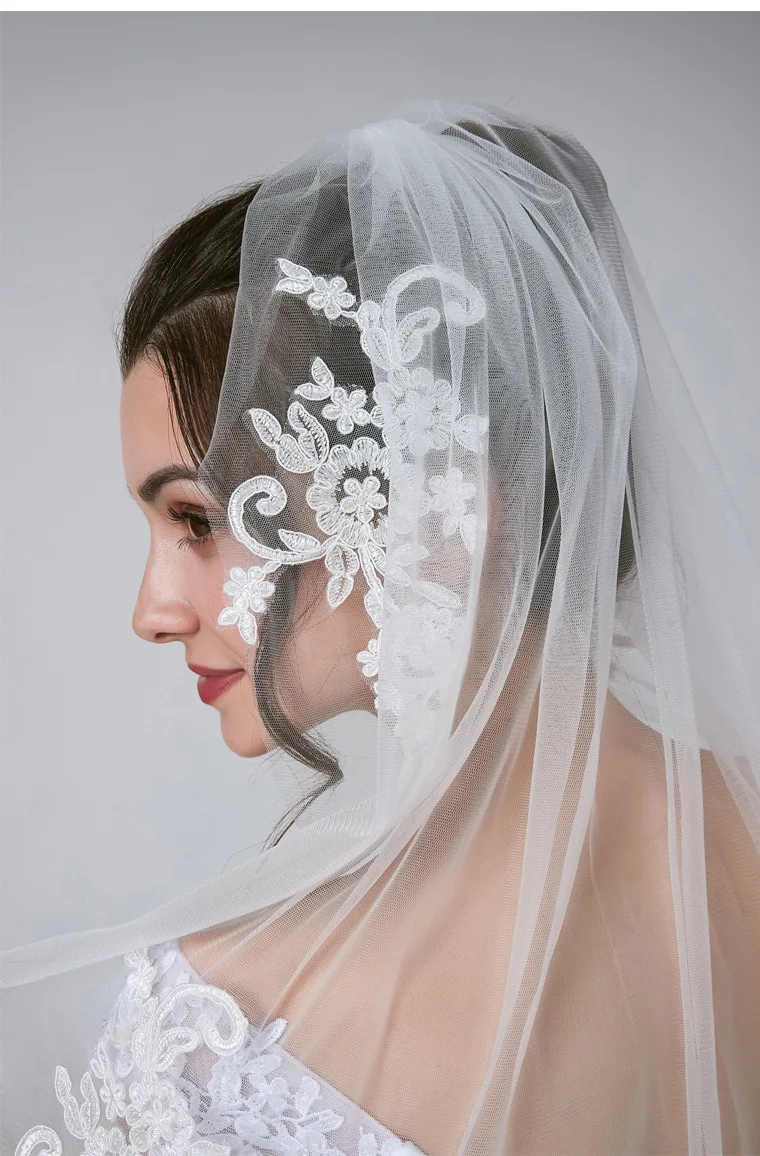 Voile de mariage court avec peigne, avec appliques en dentelle, coupe, couvre-chef de mariée, une couche, longueur coude, accessoire de mariée