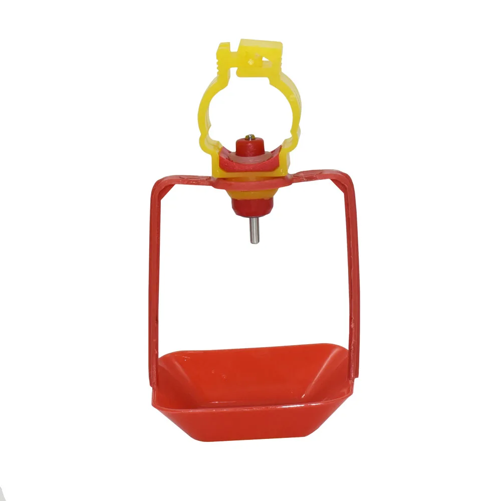 Imagem -03 - Bebedor Automático para Codorna e Aves Copo Vermelho de Pendurar Bebedor para Mamilo Amarelo com Cano de 25 mm de Diâmetro 100 Peças