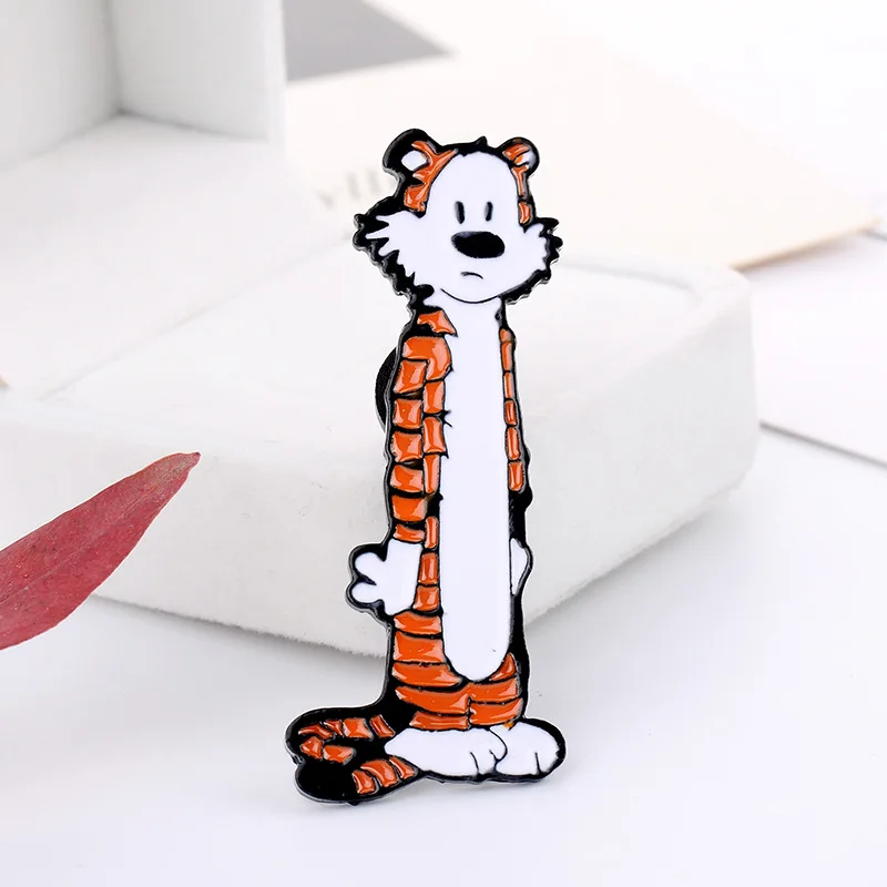 Cartoon little tiger pin, Cute animal brooch, denim collar accessories, bag decoration badges, gifts for friends