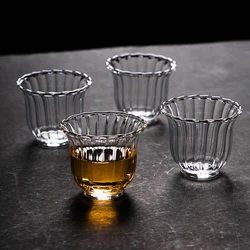 2Pcs Petal Shape Kung Fu Teacup Heat Resistant Tea Set Tea Tea Separator Japanese Style Tasting Transparent White Wine Cup