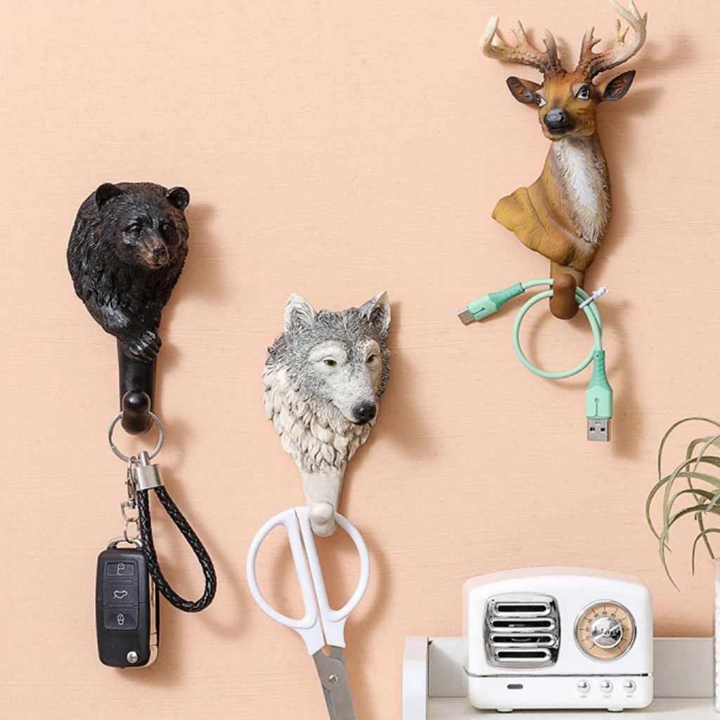 Resin Animal Wolf Bear Deer Head Wall Hanging Hook Coat Rack Home Decor