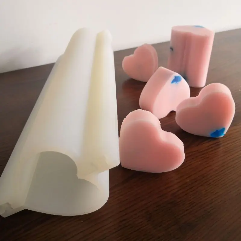 900ml volume big hearted silicone soap tube column mold 32cm length