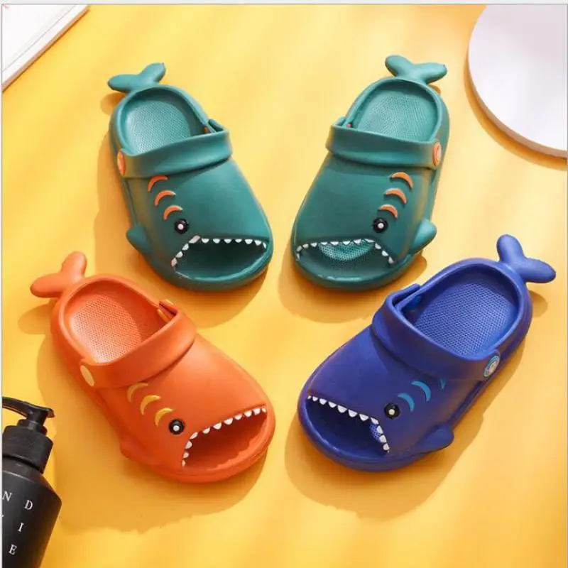 2-5y Kids Mules & Clogs Summer Boy Girl Sandals Flat With Non-Slip Cartoons Beach Slippers Children Garden Shoes Hy14