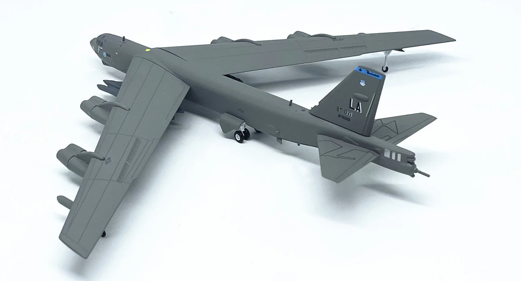 1: 200 US B-52H B52 Modèle de bombardier stratégique à longue portée Semi produits finis en alliage