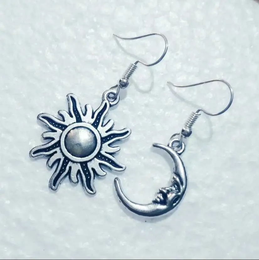 Fast shipping Sun brother and moon sister Charm  Dangle Earring For Women With Gift Box DIY Findings Jewelry Y7