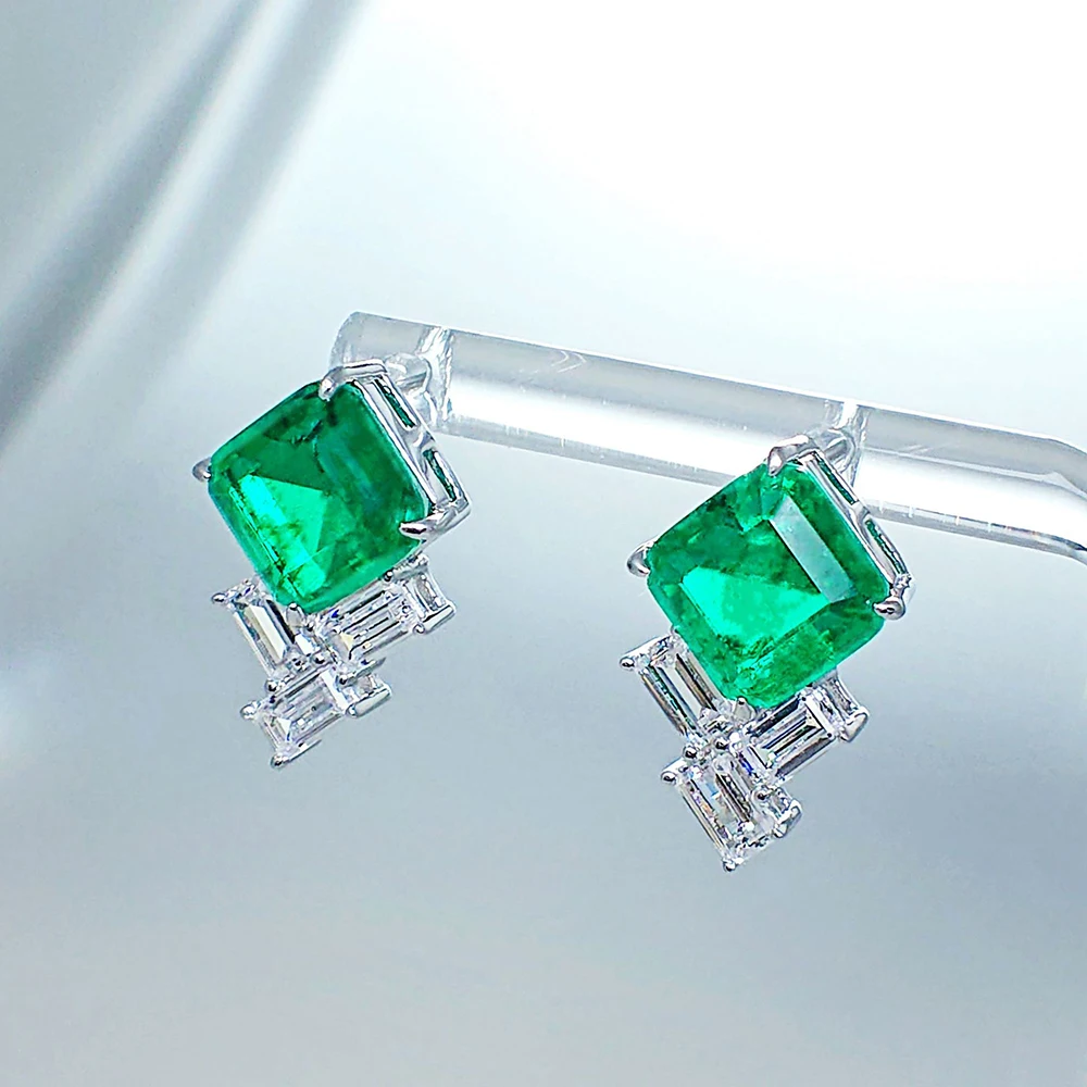 Original Design 925 Sterling Silver Geometric Synthesis Emerald Cubic Zirconia Stud Earrings for Women S925 Emerald Earrings