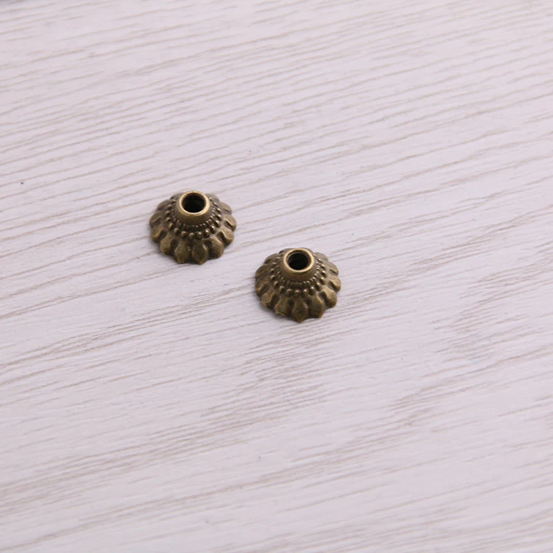 SWEET BELL  300pcs 5*10*10mm Two Color Retro Bead Caps Charm Hollow Flower Pendants Jewelry Accessories DIY Receptacle Charms