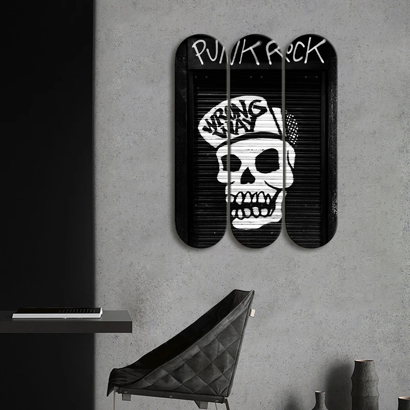 

Punk Rock 'Wrong Way' Skull Skate Deck Mural Graffiti Pop Art Wall Hanging Decorative Boards for Living Room Home Decoration