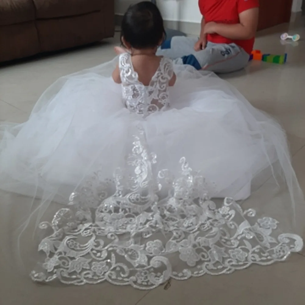 

Classic Tulle Flower Girl Dress With Bow Lace Appliques Long Sleeve For Wedding Birthday Ball Gown First Holy Communion Dresses