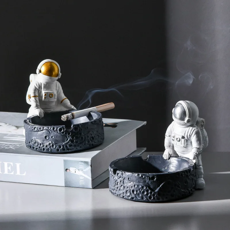 Rasin Astronaut Livingroom Ashtray Modern Home Accessories Office Desk Accessories