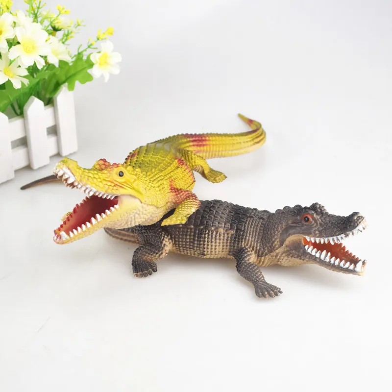 Simulation crocodile Rubber Toy Safari Garden crocodile model toy vinyl BB whistle vocal crocodile reptile vent small toy 30cm