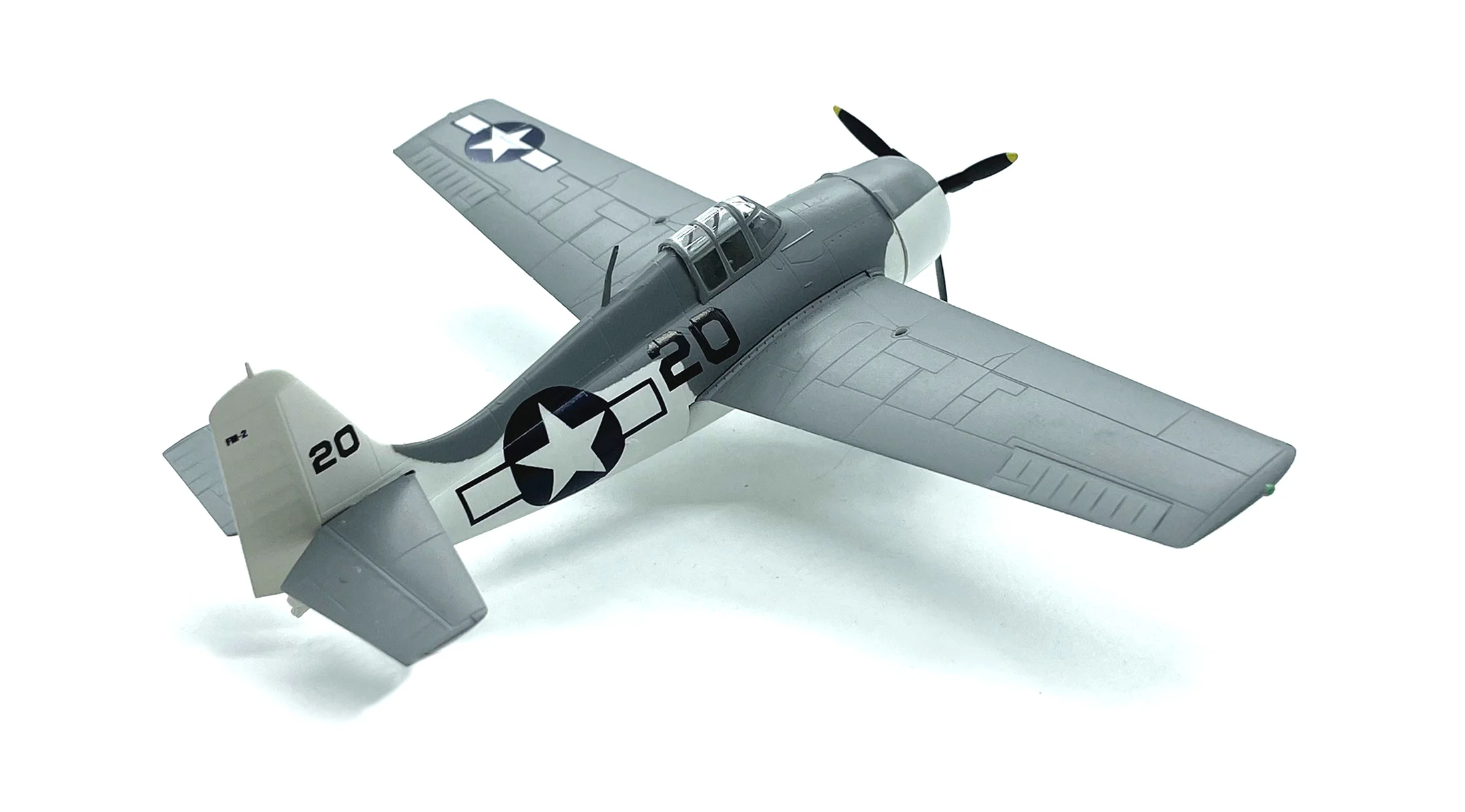 1: 72 World War II US F4F fighter model  Trumpeter 37250  Finished product collection