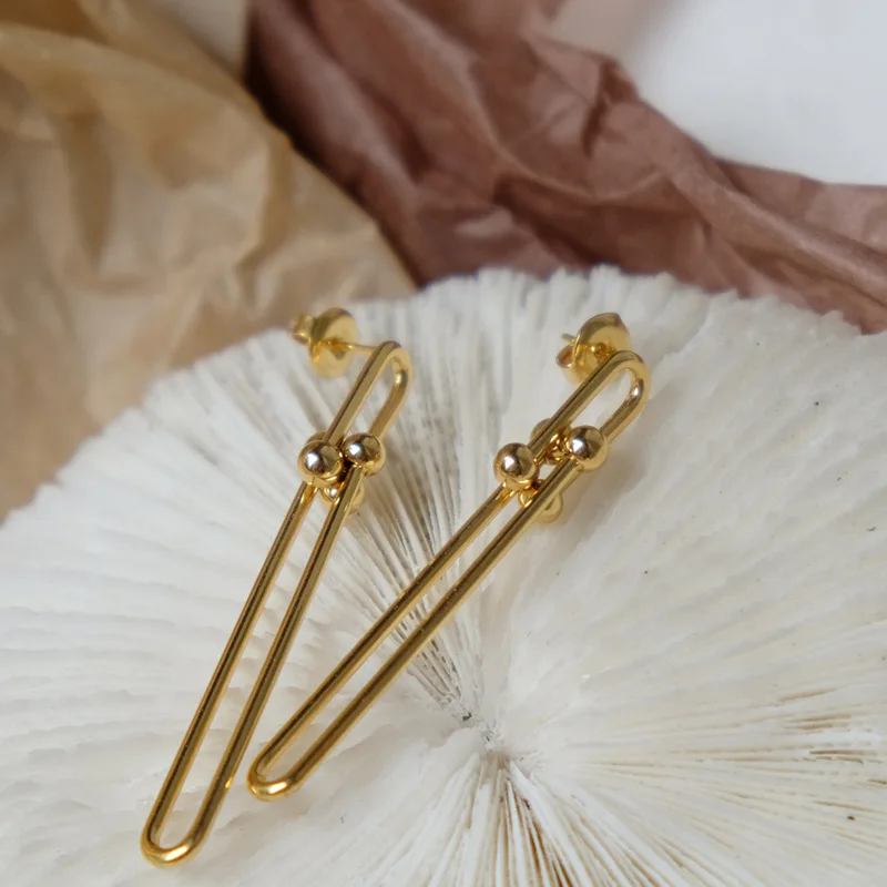 kshmir New style chain ring U-shaped earrings retro modern metal ball horseshoe buckle stud earrings 2020
