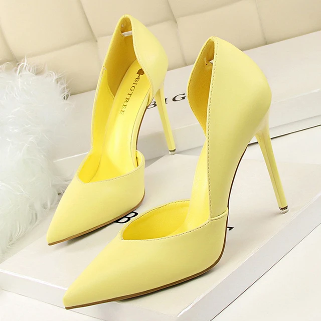 Ladies yellow pumps hot sale