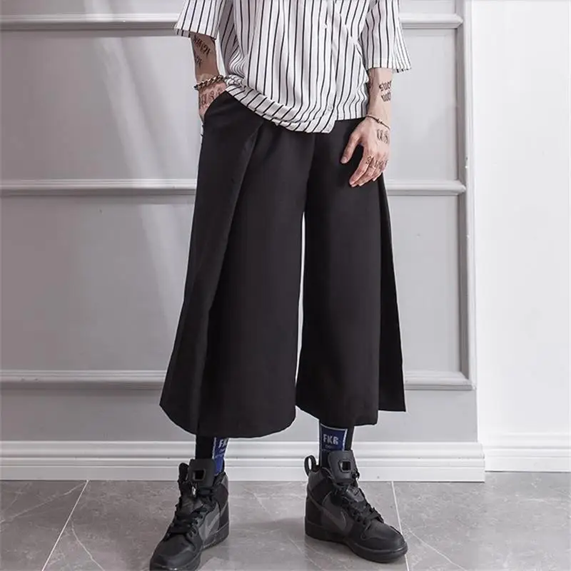 

Men's trousers summer casual loose wide-leg shorts men's trousers seven minutes culottes false two black Yamamoto style