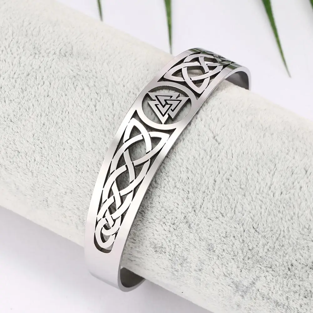 Skyrim Bracelet Stainless Steel Valknut Triskelion Trisceli Sicily Celtics Knot Cuff Bangle for Men Women Vintage Jewelry