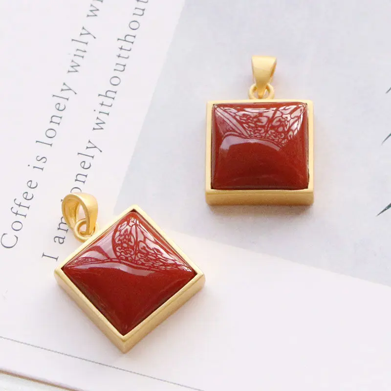 New silver inlaid natural South Red Square Pendant Necklace Chinese court style small group design elegant women's brand jewelry