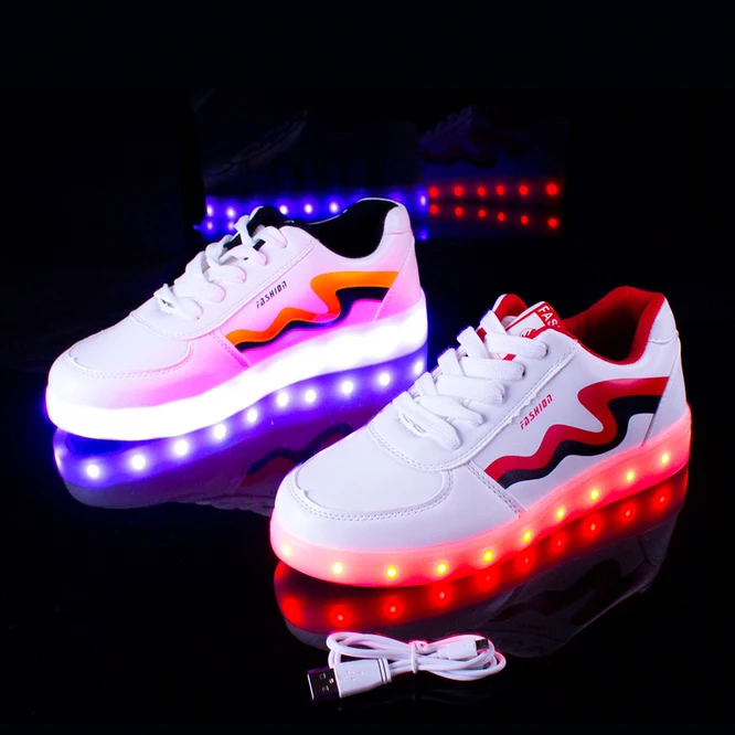 Boys\' Led Sports With Lights Flat Shoes Hip Hop Dance Performance Luminous Girls\' Shoes Stage Light Show Ghost Step Shoes