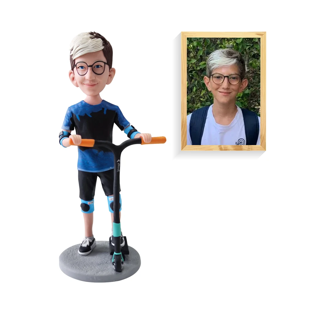 

Bobbleheads Figures Skateboard Boy Mini Doll Photo Personalization Handmade Sculpture Home Office Desktop Statue Fine Gift