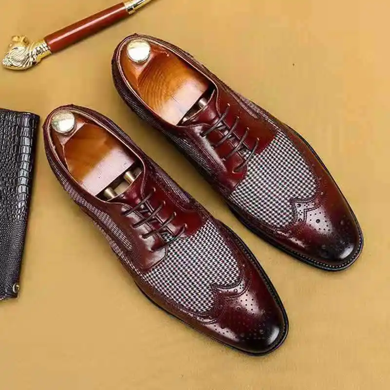 New Vintage Fashion Men Shoes Formal Dress Casual Leather Shoes Business Wedding Loafers Designer Brogue Office Shoes